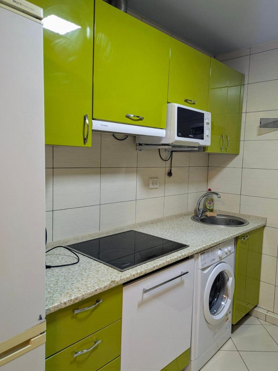 Apartment in downtown Апартаменти в центрі на набережній Дніпра Днепр Экстерьер фото
