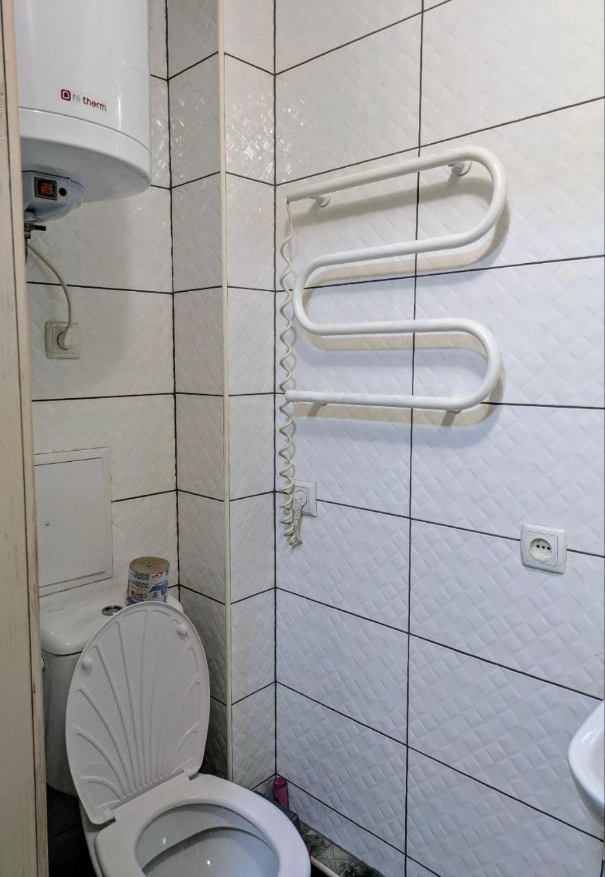 Apartment in downtown Апартаменти в центрі на набережній Дніпра Днепр Экстерьер фото